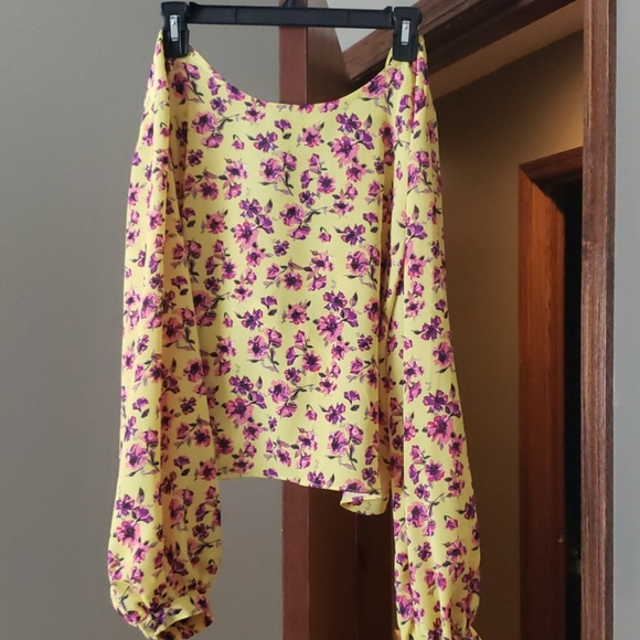 Spring top - Picture 4 of 4